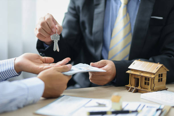 How to Find a Lender for a Mortgage